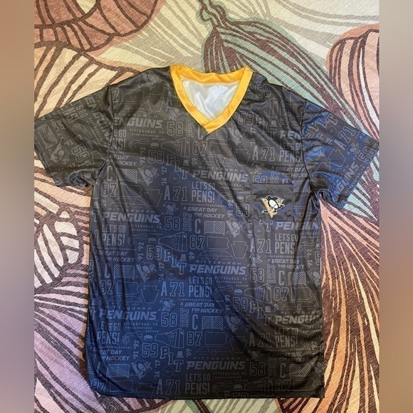 Pittsburgh Penguin Scrub Top - Picture 2 of 5